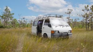 van roof bars